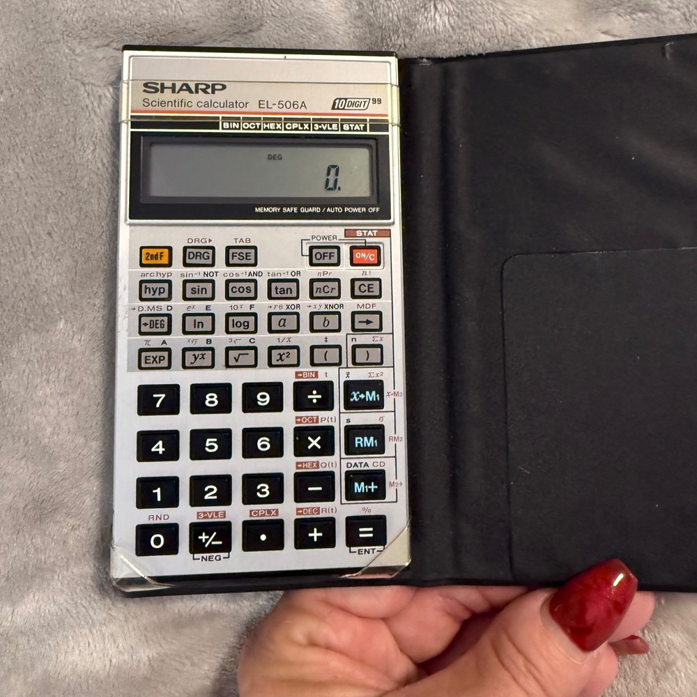 Sharp EL-506A Scientific Calculator 10-Digit‎ w/ Case, Works